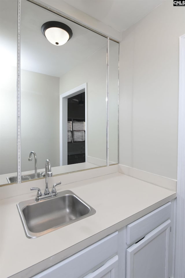 112 Gateway Ln, Columbia, SC 29210 - bathroom featuring vanity
