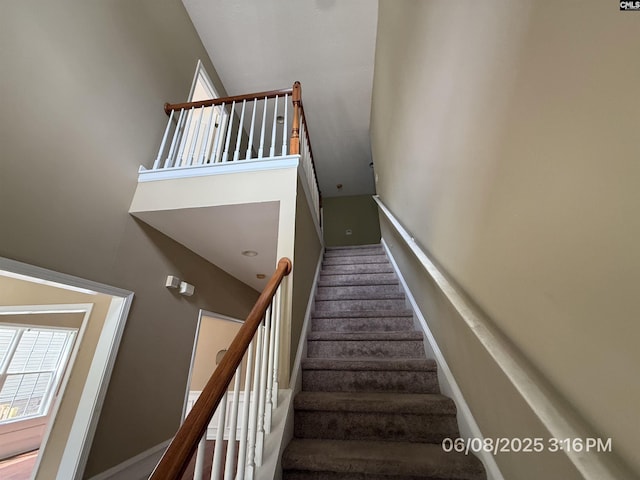 153 Berkeley Ridge Dr, Columbia, SC 29229 - view of staircase