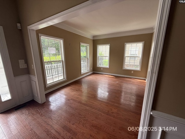 153 Berkeley Ridge Dr, Columbia, SC 29229 - empty room featuring wood finished floors and crown molding
