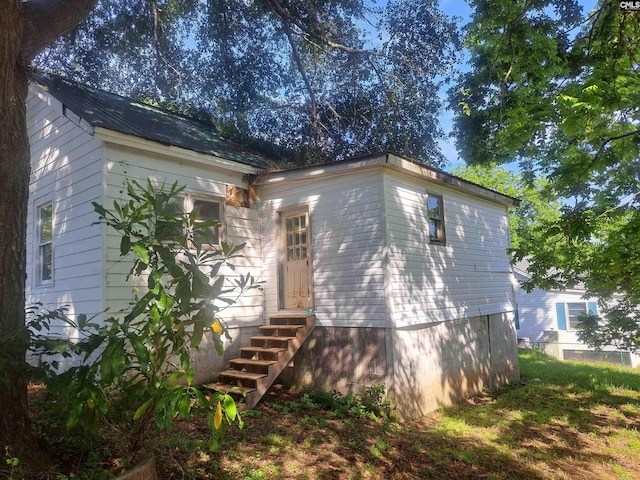 29 Seaboard St, Great Falls, SC 29055 - view of front of house featuring entry steps