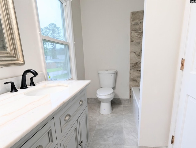 1921 Spotswood Dr, Columbia, SC 29210 - bathroom with vanity, toilet, and a tub