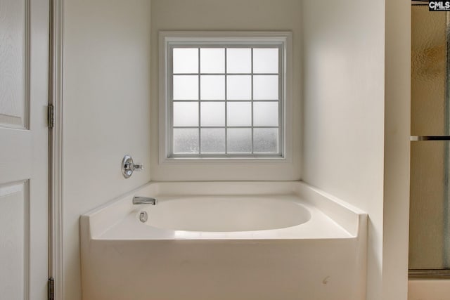 175 Nestle Ct, Columbia, SC 29209 - full bath with a garden tub