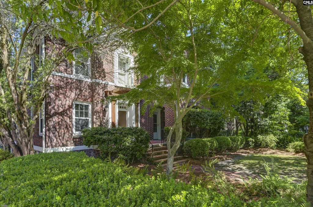 531 Santee Ave, Columbia, SC 29205 - obstructed view of property with brick siding