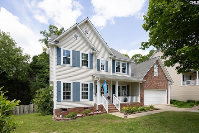 view of front of house featuring crawl space, covered porch, and driveway