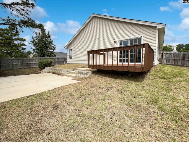 8 Brushwood Ct, Columbia, SC 29229 - rear view of property featuring a deck and a patio area
