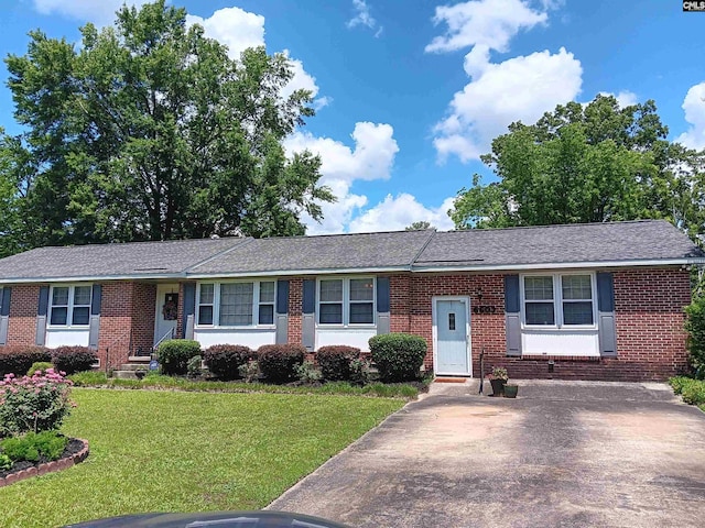 6603 Christie Rd, Columbia, SC 29209 - ranch-style home featuring brick siding, a front yard, and entry steps
