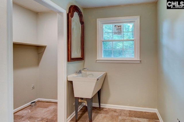 7905 Castleton Ln, Columbia, SC 29223 - bathroom featuring baseboards