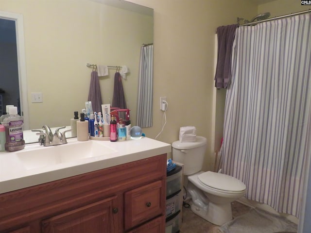 719 Applegate Ln, Columbia, SC 29209 - bathroom featuring toilet, vanity, tile patterned floors, and a shower with curtain