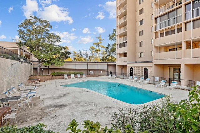 1825 Saint Julian Pl Unit 4E, Columbia, SC 29204 - community pool featuring fence and a patio area