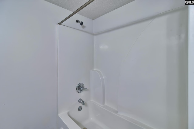 516 Menlo, Columbia, SC 29210 - full bathroom featuring a textured ceiling and shower / bath combination