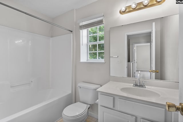 127 Curvewood Rd, Columbia, SC 29229 - bathroom featuring toilet, vanity, shower / bath combination, and baseboards
