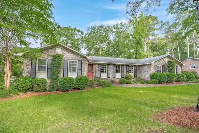 731 Trafalgar Dr, Columbia, SC 29210 - ranch-style house featuring brick siding and a front yard