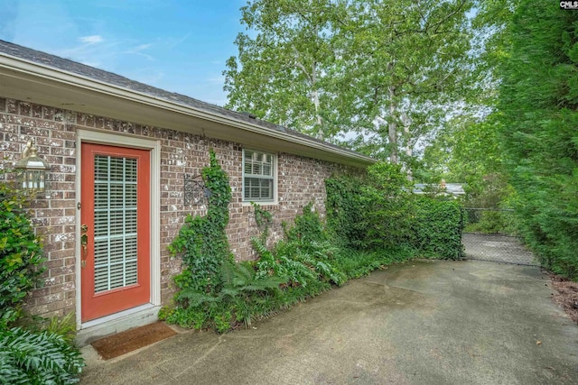 731 Trafalgar Dr, Columbia, SC 29210 - view of side of home featuring brick siding and fence