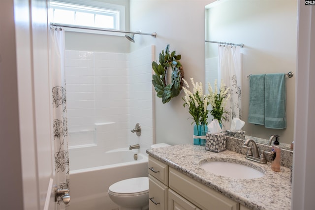 550 Edenwood Dr, Sumter, SC 29150 - full bath with toilet, vanity, and shower / tub combo