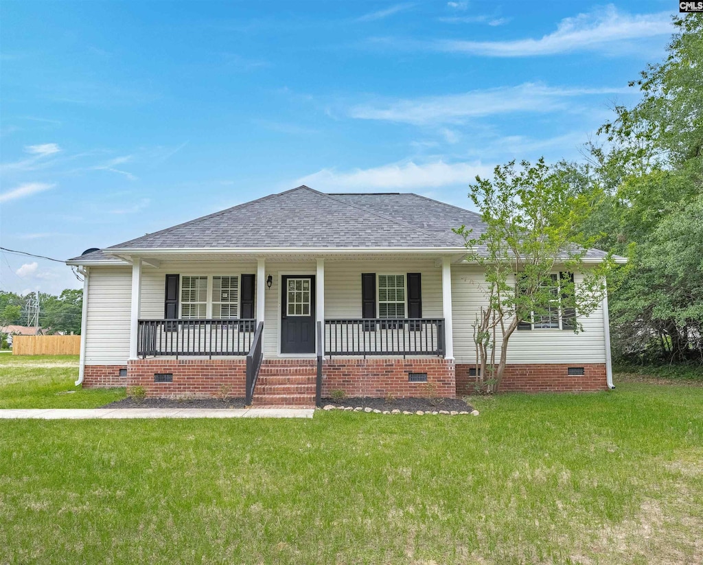 1014 N Firetower Rd, Blythewood, SC 29016 - view of front of home with crawl space, a front yard, and a porch