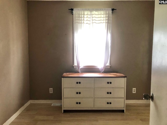 1171 Indian Creek Pt, Saluda, SC 29138 - view of closet