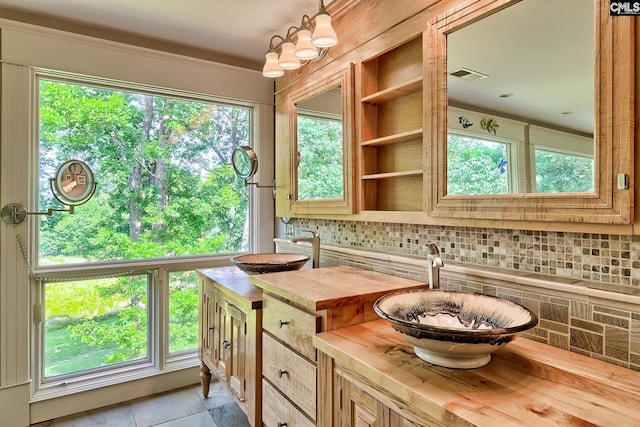 109 Broad Bluff Pt, Irmo, SC 29063 - bathroom featuring backsplash and vanity
