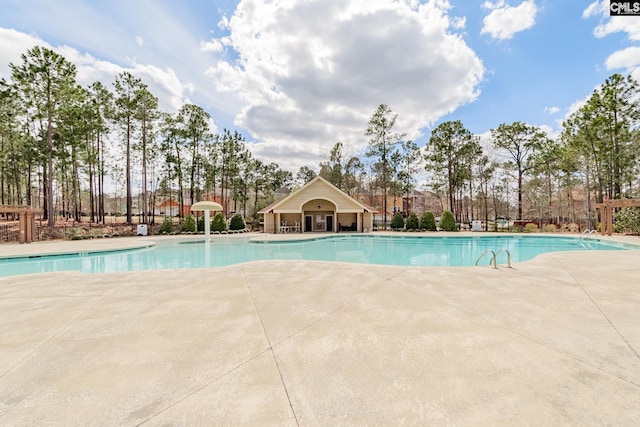 306 Austree Dr, Columbia, SC 29229 - community pool with a patio area