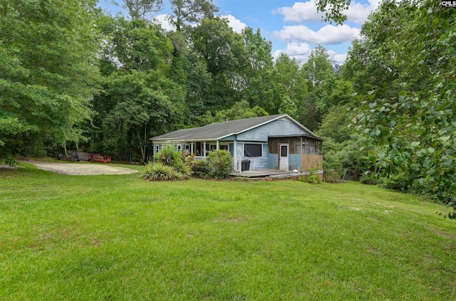3334 Spring Dr, West Columbia, SC 29170 - view of front of property featuring a front yard