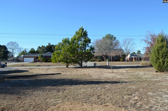 429 Kitti Wake Dr, West Columbia, SC 29170 - view of yard