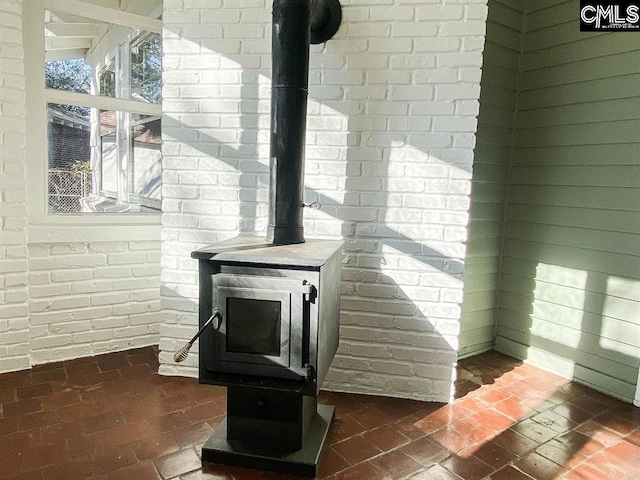2825 Pruitt Dr, Columbia, SC 29204 - detailed view of a wood stove