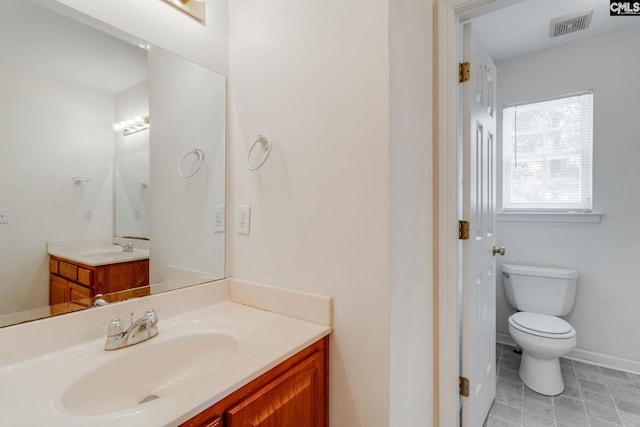 1113 Walden Place Dr, Elgin, SC 29045 - full bath featuring vanity, toilet, and baseboards