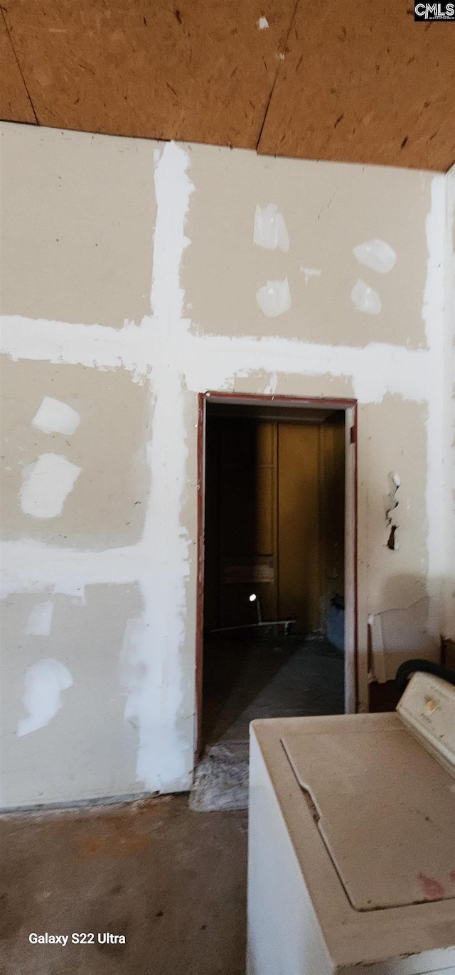 101 Moolah Dr, Columbia, SC 29223 - detailed view of washer / dryer and concrete flooring
