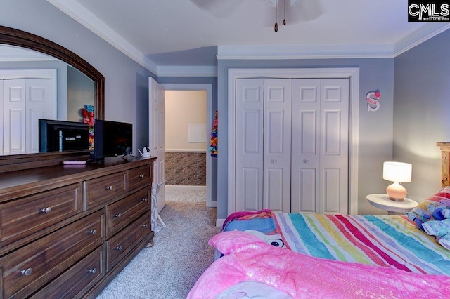115 Chestnut Woods Ln, Columbia, SC 29212 - bedroom featuring light carpet, a closet, crown molding, and a ceiling fan