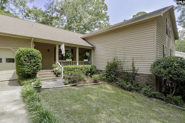 111 Rusty Barn Rd, Columbia, SC 29212 - view of front facade with a porch, a front yard, and an attached garage