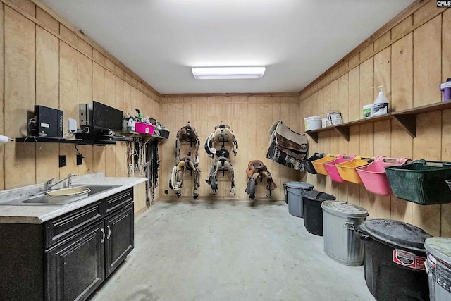 1122 Rawl Rd, Lexington, SC 29072 - horse barn with a sink