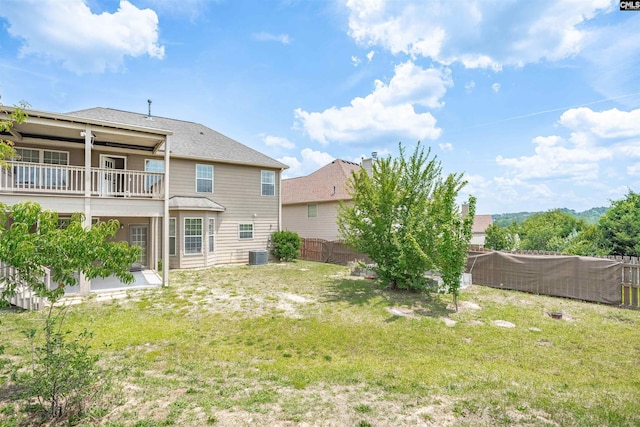 506 Moulton Way W, Columbia, SC 29170 - view of yard with central air condition unit and a balcony