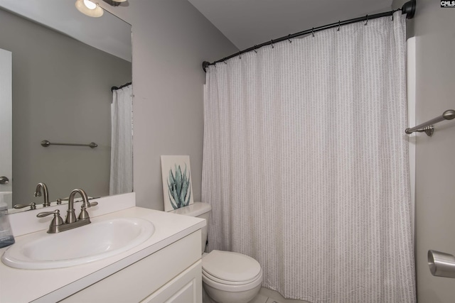 615 Laurel Hill Ln, Columbia, SC 29201 - full bathroom featuring vanity and toilet