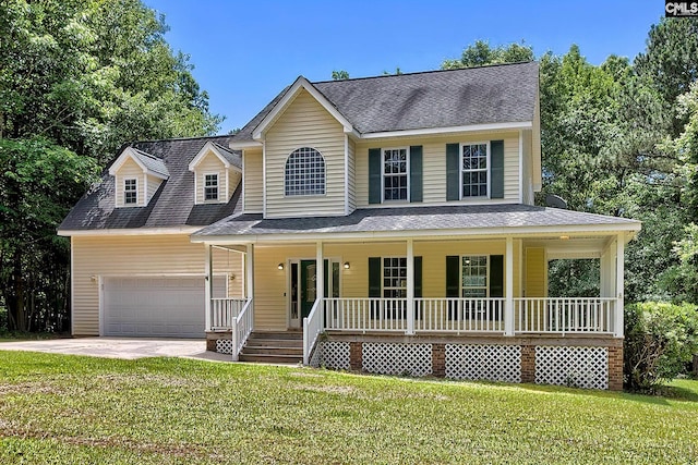198 Beaver Creek Cir, Lugoff, SC 29078 - view of front of property with a porch, a front lawn, and driveway