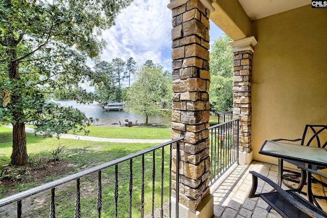940 Willow Cove Rd, Chapin, SC 29036 - balcony featuring a water view