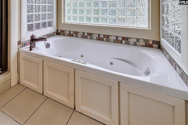 940 Willow Cove Rd, Chapin, SC 29036 - full bath featuring a jetted tub and tile patterned flooring