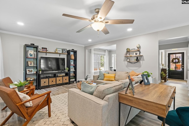 525 Willow Bend Ct, Columbia, SC 29212 - living area featuring a ceiling fan, light wood-style floors, recessed lighting, and crown molding