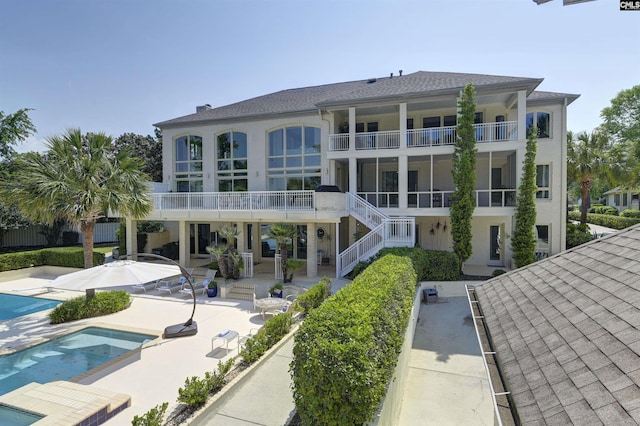 520 Sail Point Way, Columbia, SC 29212 - view of building exterior featuring an outdoor pool and stairs