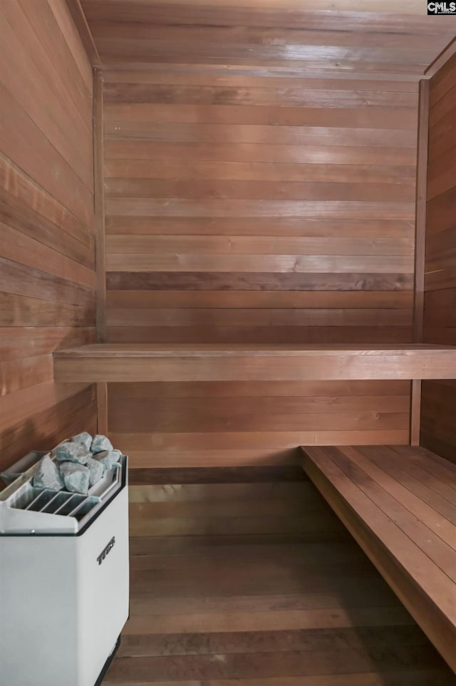 520 Sail Point Way, Columbia, SC 29212 - relaxing sauna / steam room with wooden walls