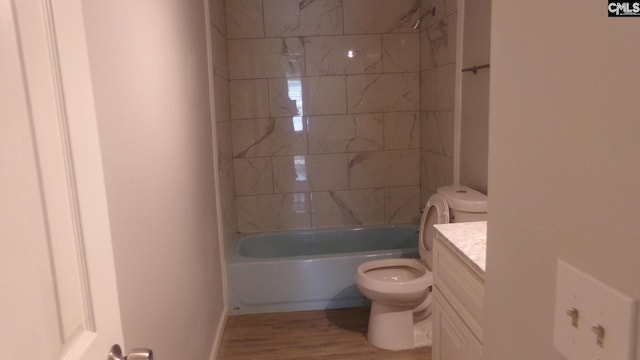 3208 Downes Grove Rd, Columbia, SC 29209 - bathroom with toilet, vanity, wood finished floors, and bathing tub / shower combination