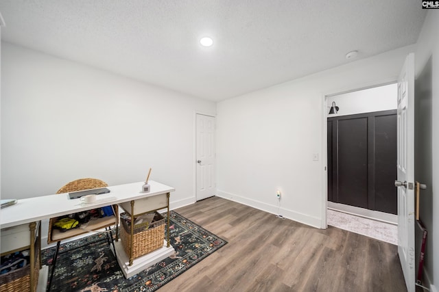 173 Snow Ln, Lexington, SC 29073 - office area with wood finished floors, baseboards, recessed lighting, and a textured ceiling