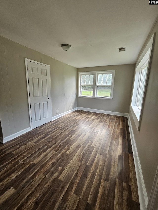 202 Crawford Rd, Columbia, SC 29203 - unfurnished room with dark wood-style floors and baseboards