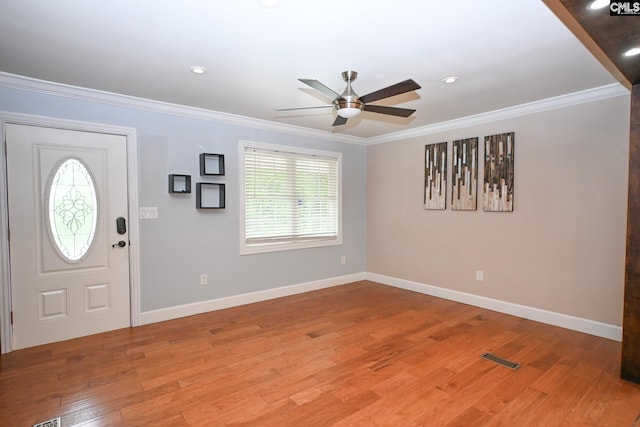 2110 Bouknight St, Newberry, SC 29108 - foyer featuring a ceiling fan, crown molding, light wood-style flooring, baseboards, and recessed lighting