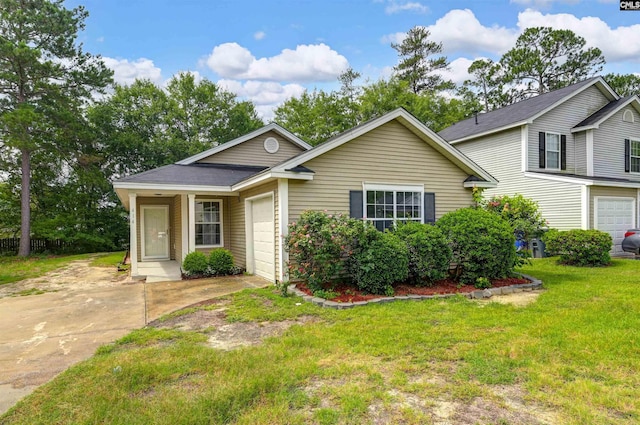 414 Fountain Lk, Columbia, SC 29209 - view of front facade featuring an attached garage, driveway, and a front yard