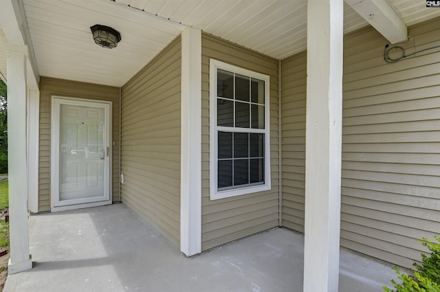 414 Fountain Lk, Columbia, SC 29209 - property entrance with a porch