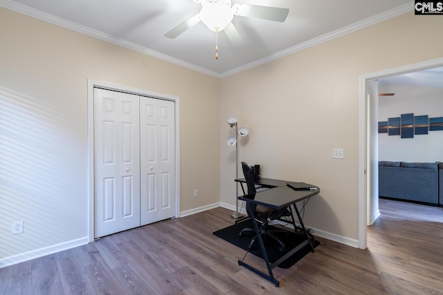 209 Windsor Trace Dr, Columbia, SC 29209 - office space with wood finished floors, a ceiling fan, baseboards, and crown molding