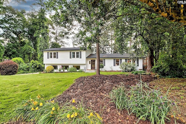 6720 Longbrook Rd, Columbia, SC 29206 - tri-level home featuring a front lawn