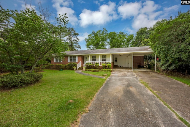 1818 Stratford Rd, Cayce, SC 29033 - ranch-style house featuring driveway, a porch, a front lawn, and a carport