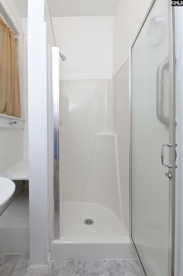 709 Sunset Dr, Columbia, SC 29203 - full bath with a stall shower