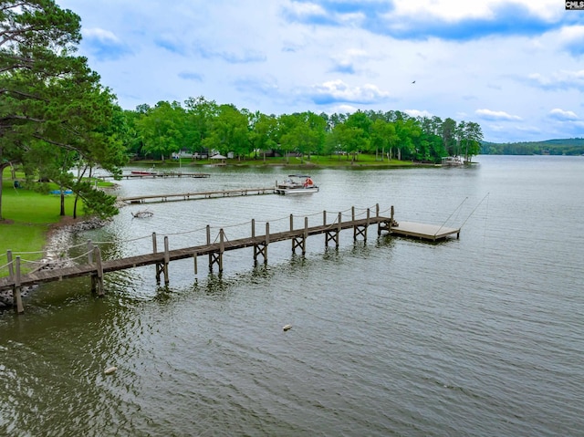 1805 Lakeshore Rd, Camden, SC 29020