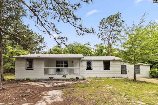 3201 Wilton Rd, West Columbia, SC 29170 - ranch-style house with a porch and a front lawn